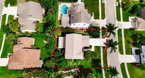 12149 Quilting Ln, Boca Raton, FL 33428