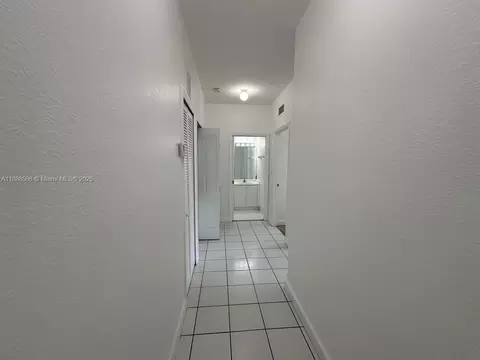 Entry Way - 2524 SE 16th Rd #102, Homestead, FL 33035 photo 1 of 1