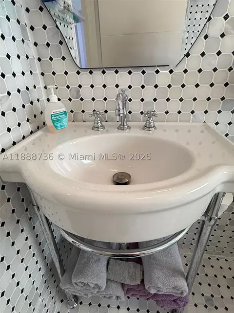 199 SW 12th Ave #404A, Miami, FL 33130 photo 31