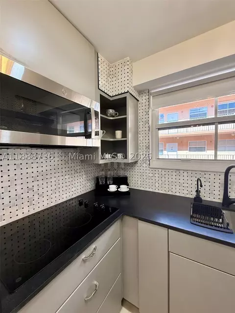 199 SW 12th Ave #404A, Miami, FL 33130 photo 19
