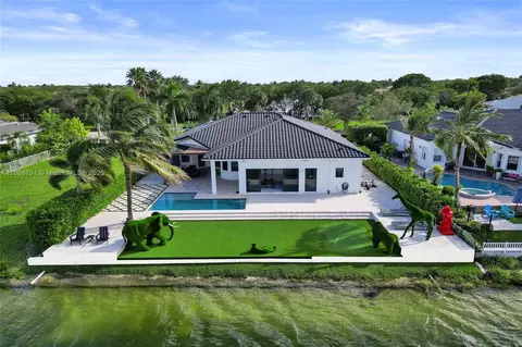 18787 SW 24th St, Miramar, FL 33029