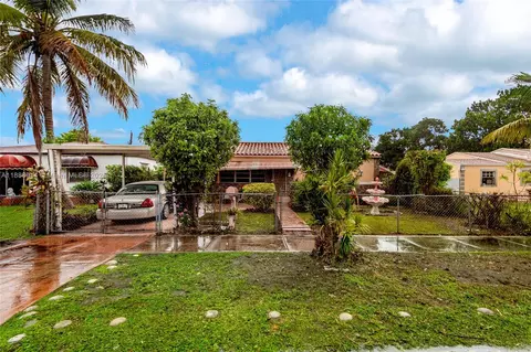 1083 NW 74th St, Miami, FL 33150
