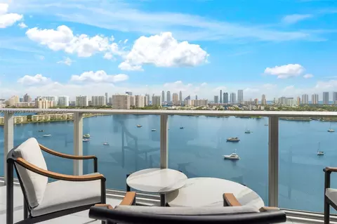 17111 Biscayne Blvd #2109, North Miami Beach, FL 33160