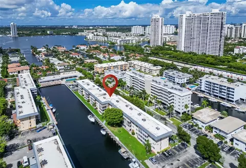 3600 NE 170 St #.D.303, North Miami Beach, FL 33160