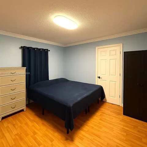 359 E 46th St, Hialeah, FL 33013 photo 6