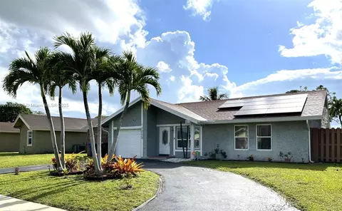 1213 SW 82nd Ave, North Lauderdale, FL 33068