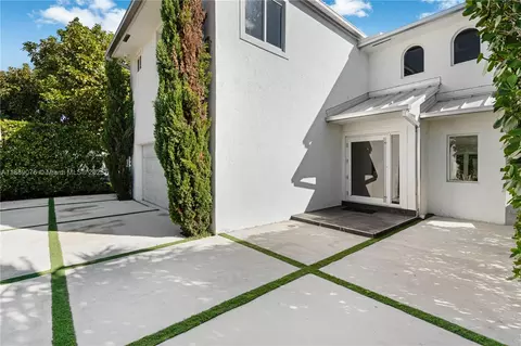 6763 SW 106 Pl, Miami, FL 33173