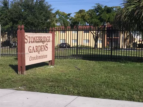 2964 NW 55th Ave #1A, Lauderhill, FL 33313