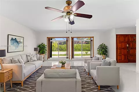 300 N 93rd St, Surfside, FL 33154