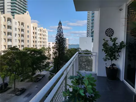 444 NE 30th St #607, Miami, FL 33137