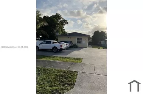 415 N 60th Way, Hollywood, FL 33024
