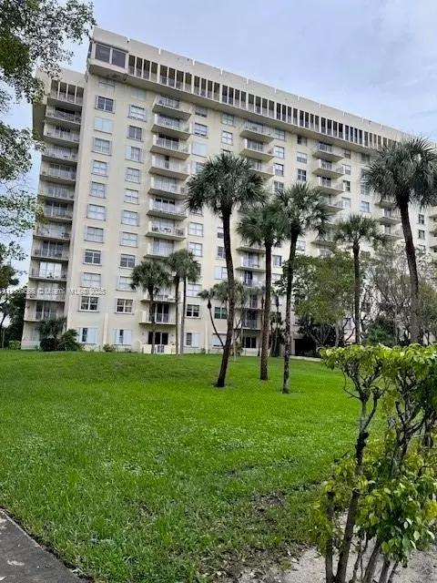 Undisclosed, Miami, FL 33181