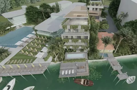 8 Century Ln, Miami Beach, FL 33139