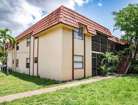 6545 W 27th Ct #24-47, Hialeah, FL 33016