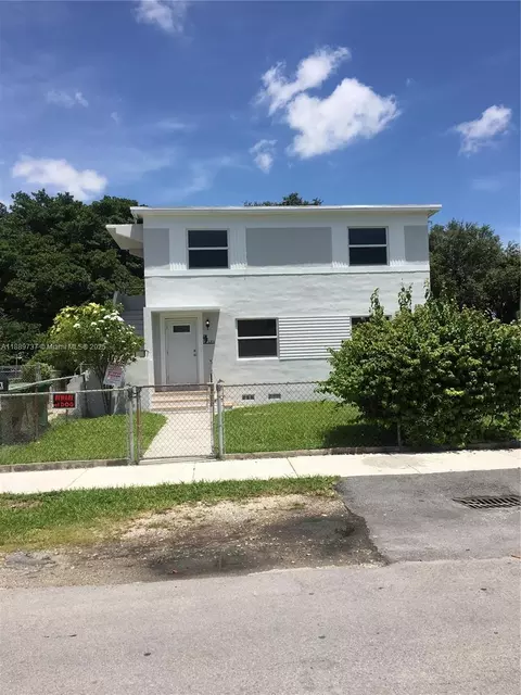2311 NW 15th St, Miami, FL 33125