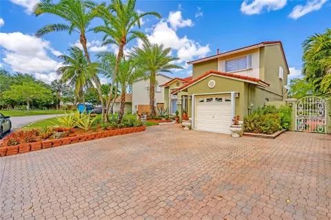 10213 SW 156th Ave, Miami, FL 33196
