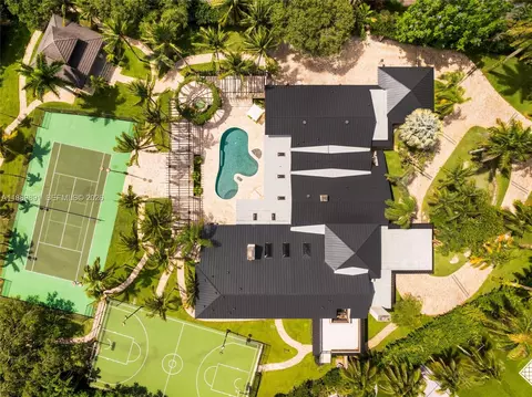 14200 Farmer Rd, Palmetto Bay, FL 33158