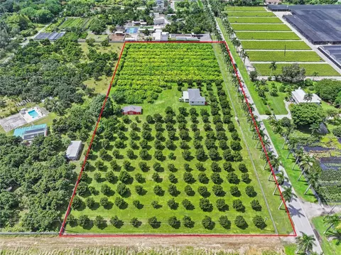 16530 SW 232nd St, Miami, FL 33170