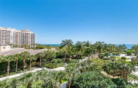 799 Crandon Blvd #607, Key Biscayne, FL 33149