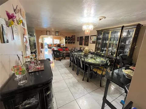 Dining - 1320 W 71st St, Hialeah, FL 33014 photo 1 of 1