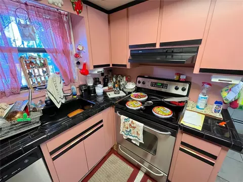 Kitchen - 1320 W 71st St, Hialeah, FL 33014 photo 4 of 4