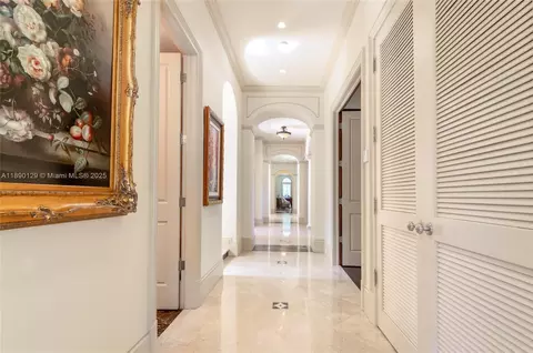 Entry Way - 5785 SW 96th St, Pinecrest, FL 33156 photo 4 of 4