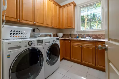 Other - 5785 SW 96th St, Pinecrest, FL 33156 photo 9 of 9