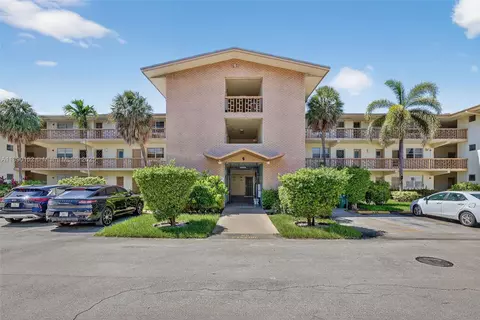 1355 NE 167th St #214, Miami, FL 33162