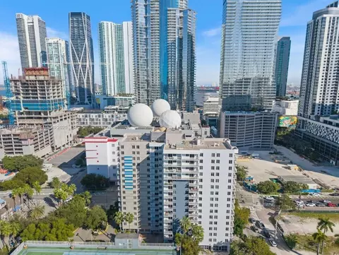 800 N Miami Ave #E-209, Miami, FL 33136