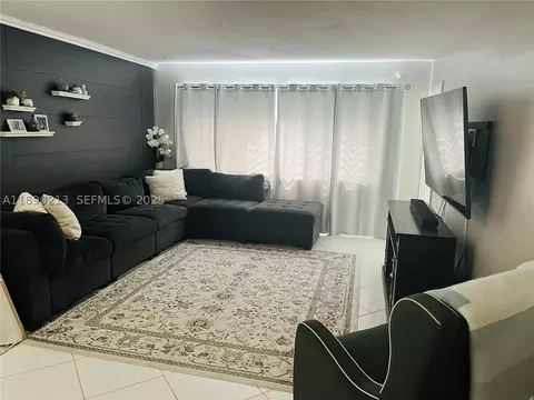 19001 NE 14th Ave #107, Miami, FL 33179