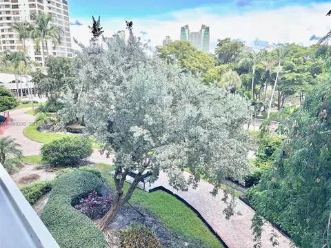 500 Three Islands Blvd #102, Hallandale Beach, FL 33009