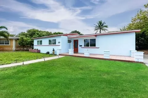1220 NW 190th St, Miami Gardens, FL 33169