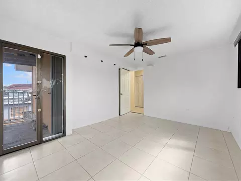 Other - 911 E 14th Pl, Hialeah, FL 33010 photo 4 of 11