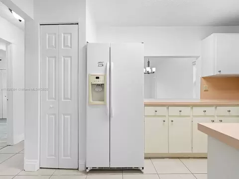 Other - 911 E 14th Pl, Hialeah, FL 33010 photo 3 of 11