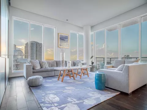 900 Brickell Key Blvd #2204, Miami, FL 33131
