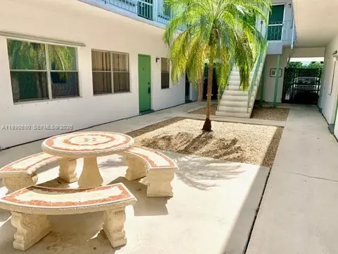 1824 Monroe St #4, Hollywood, FL 33020