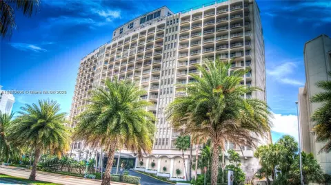 5401 Collins Ave #819, Miami Beach, FL 33140