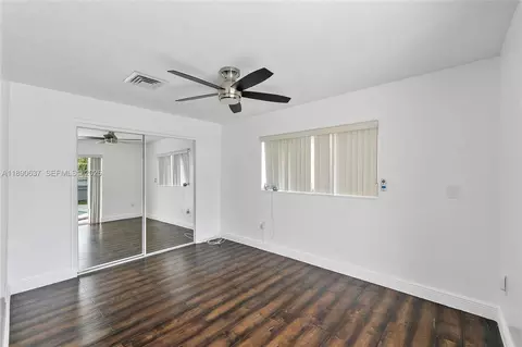 Bedroom - 2261 Utopia Dr, Miramar, FL 33023 photo 4 of 7