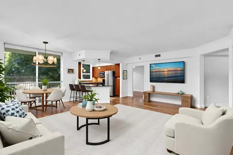 2000 N Bayshore Dr #227, Miami, FL 33137