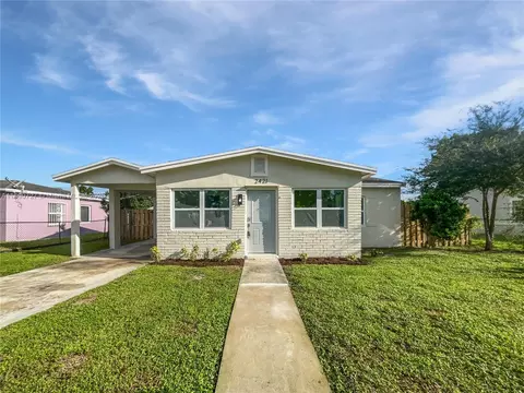 2421 NW 152nd St, Opa Locka, FL 33054