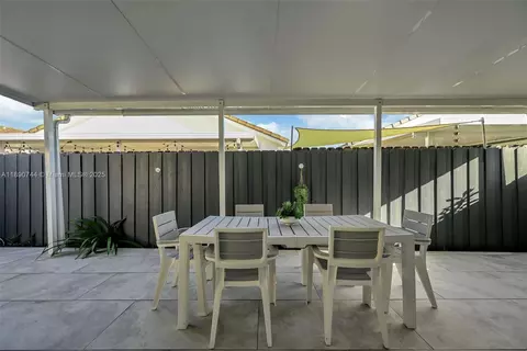 3135 W 72nd Ter, Hialeah, FL 33018 photo 43