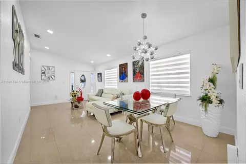 3135 W 72nd Ter, Hialeah, FL 33018 photo 11