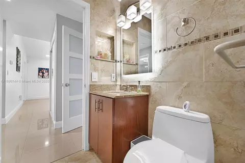 3135 W 72nd Ter, Hialeah, FL 33018 photo 36