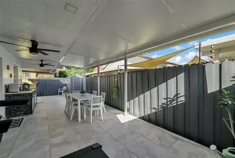 3135 W 72nd Ter, Hialeah, FL 33018 photo 44