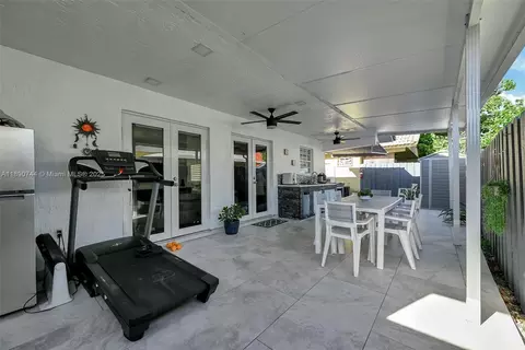 3135 W 72nd Ter, Hialeah, FL 33018 photo 45