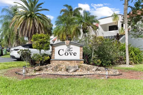 361 Fern Dr #7-3, Weston, FL 33326