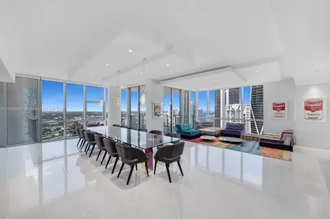 851 NE 1st Ave #4401/4402, Miami, FL 33132