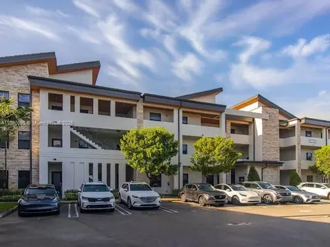 7815 NW 104th Ave #23, Doral, FL 33178