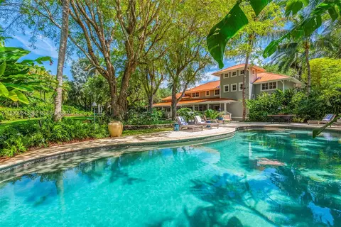 5400 Kerwood Oaks Dr, Coral Gables, FL 33156