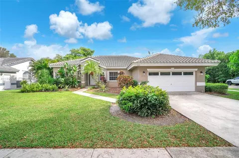 9690 NW 39th St, Hollywood, FL 33024